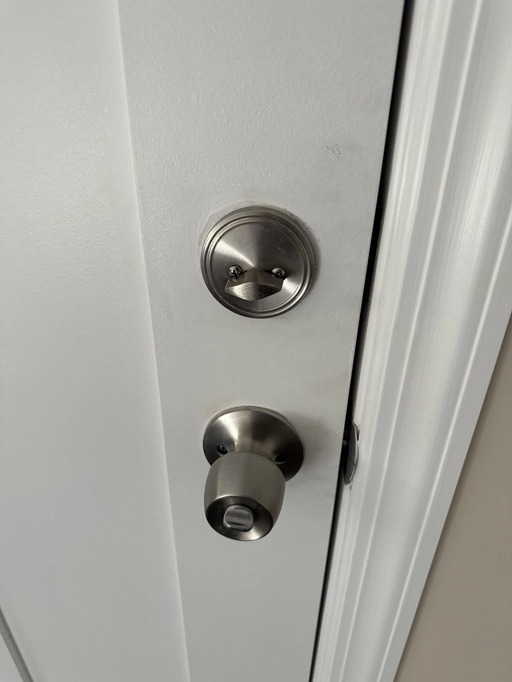 Apartment Lock Change in Brooklyn, NY by Sunny Locksmith