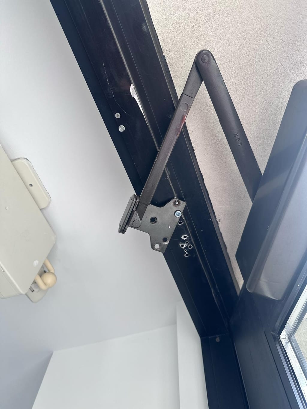 Commercial Door & Lock Service in Greenwich Village, Manhattan by Sunny Locksmith