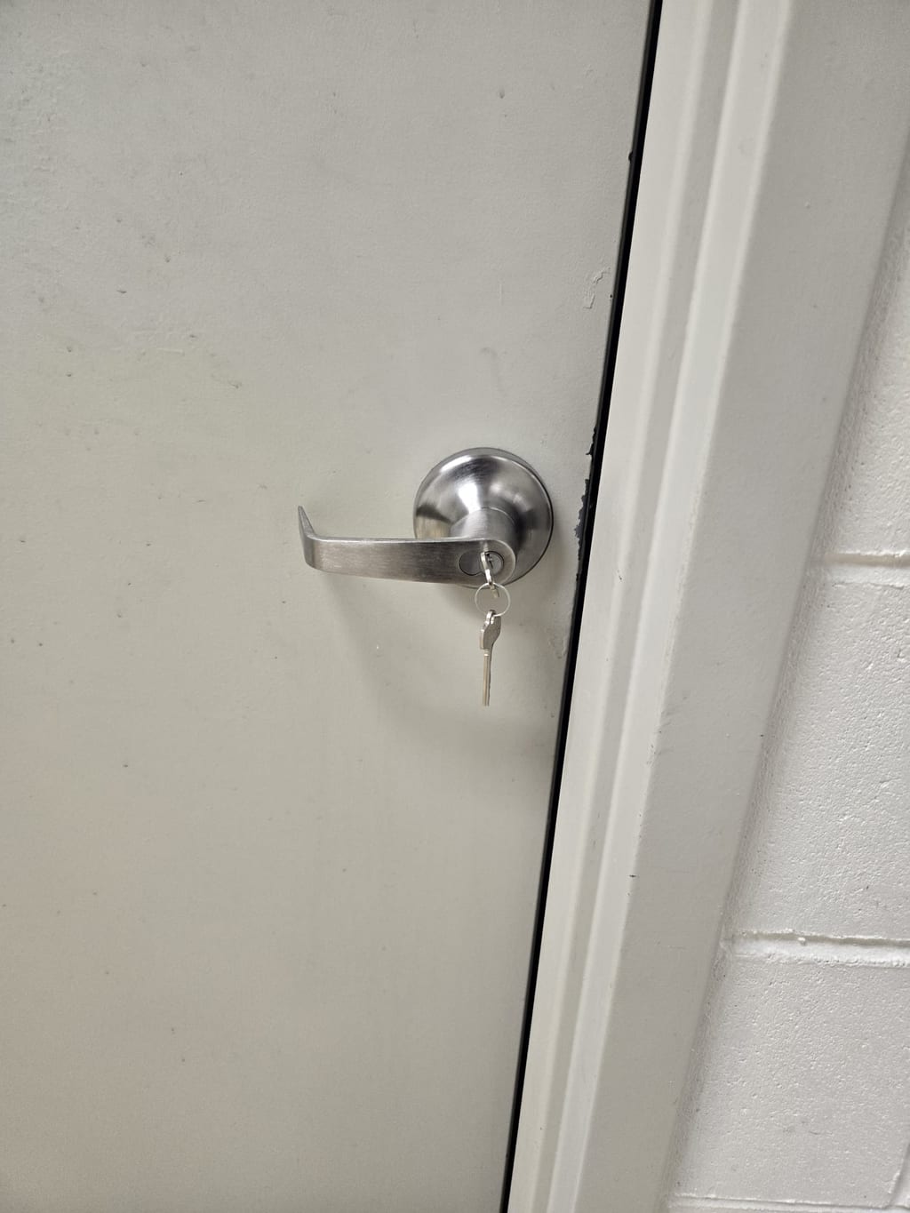 Commercial Leverset Supply & Install in DUMBO, Brooklyn by Sunny Locksmith