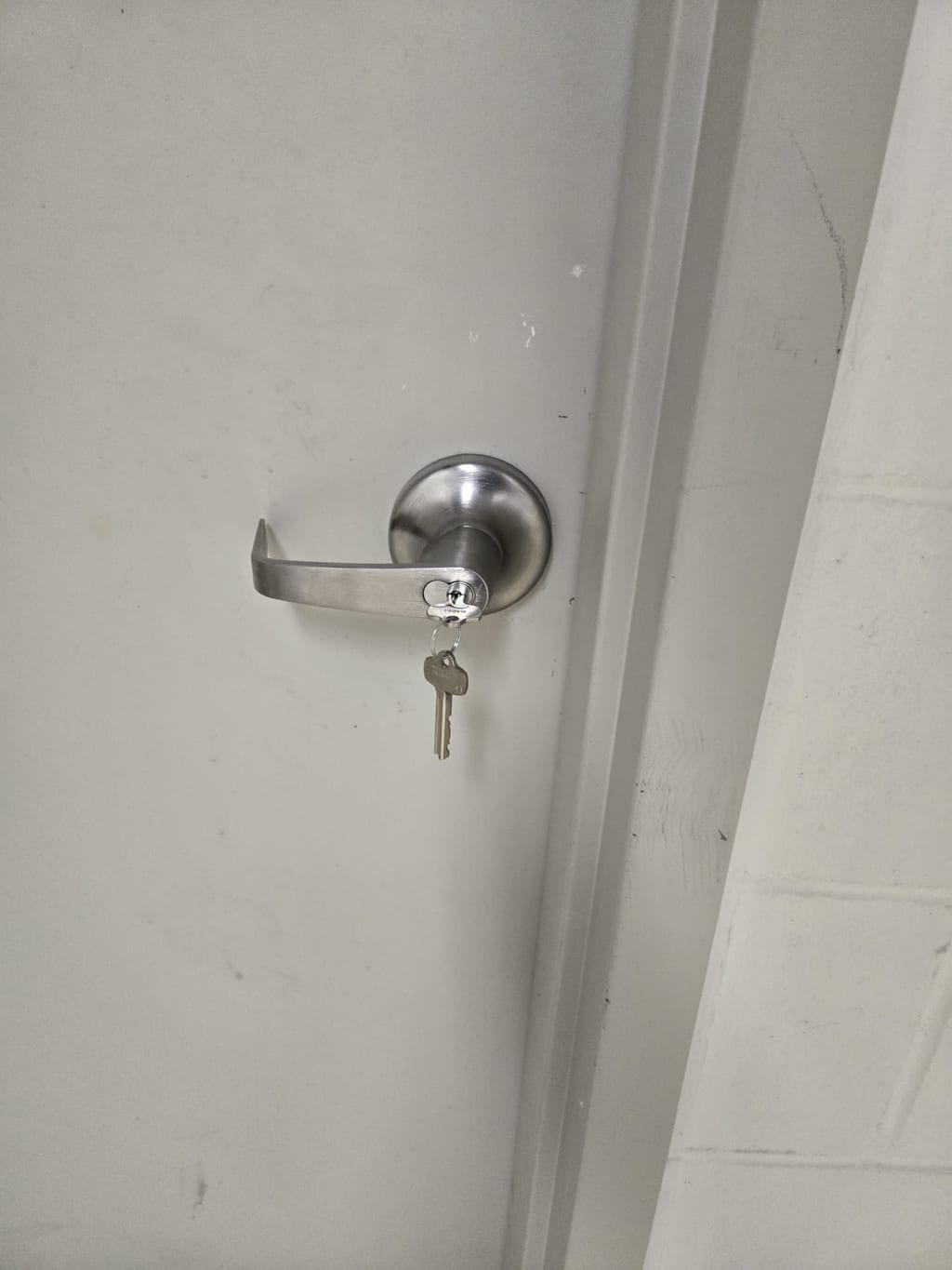 Commercial Leverset Supply & Install in DUMBO, Brooklyn by Sunny Locksmith (photo 4)