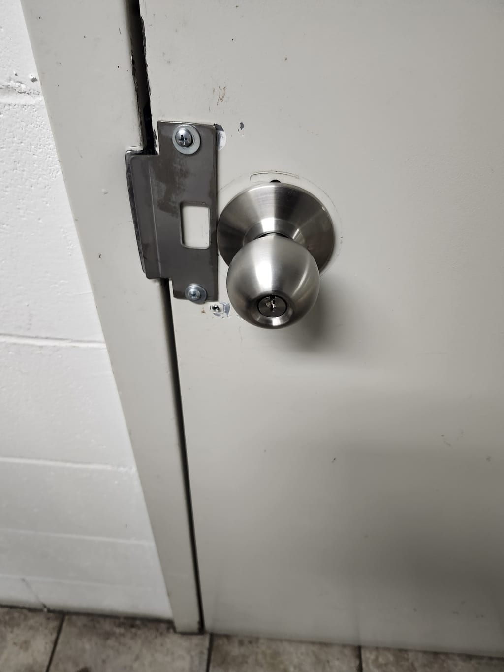 Commercial Leverset Install in West Harlem, Manhattan by Sunny Locksmith