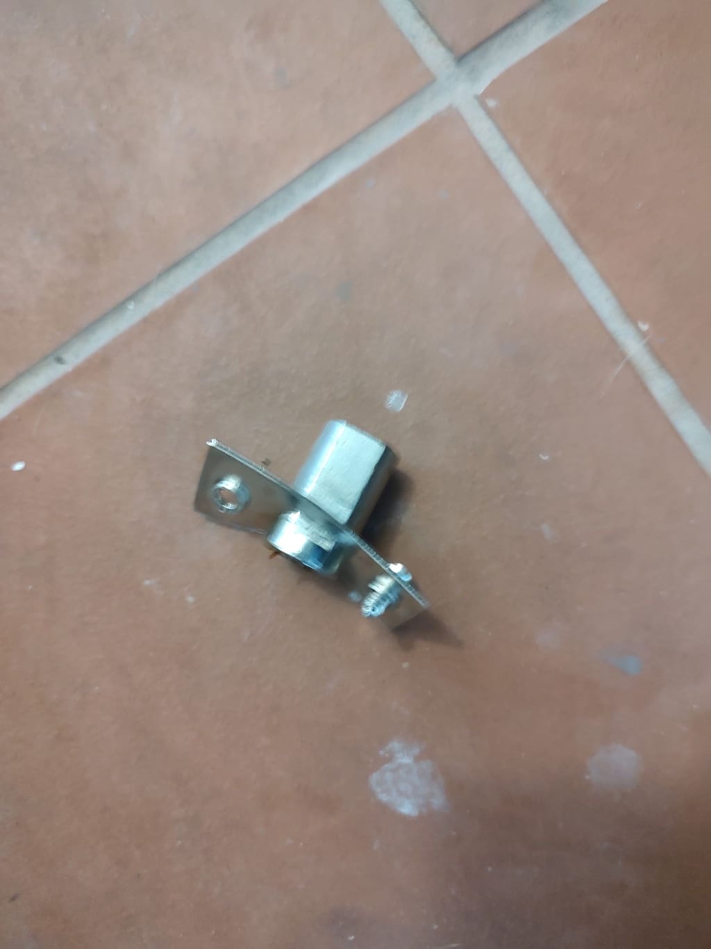 Deadbolt Supply & Install in Crown Heights, Brooklyn by Sunny Locksmith