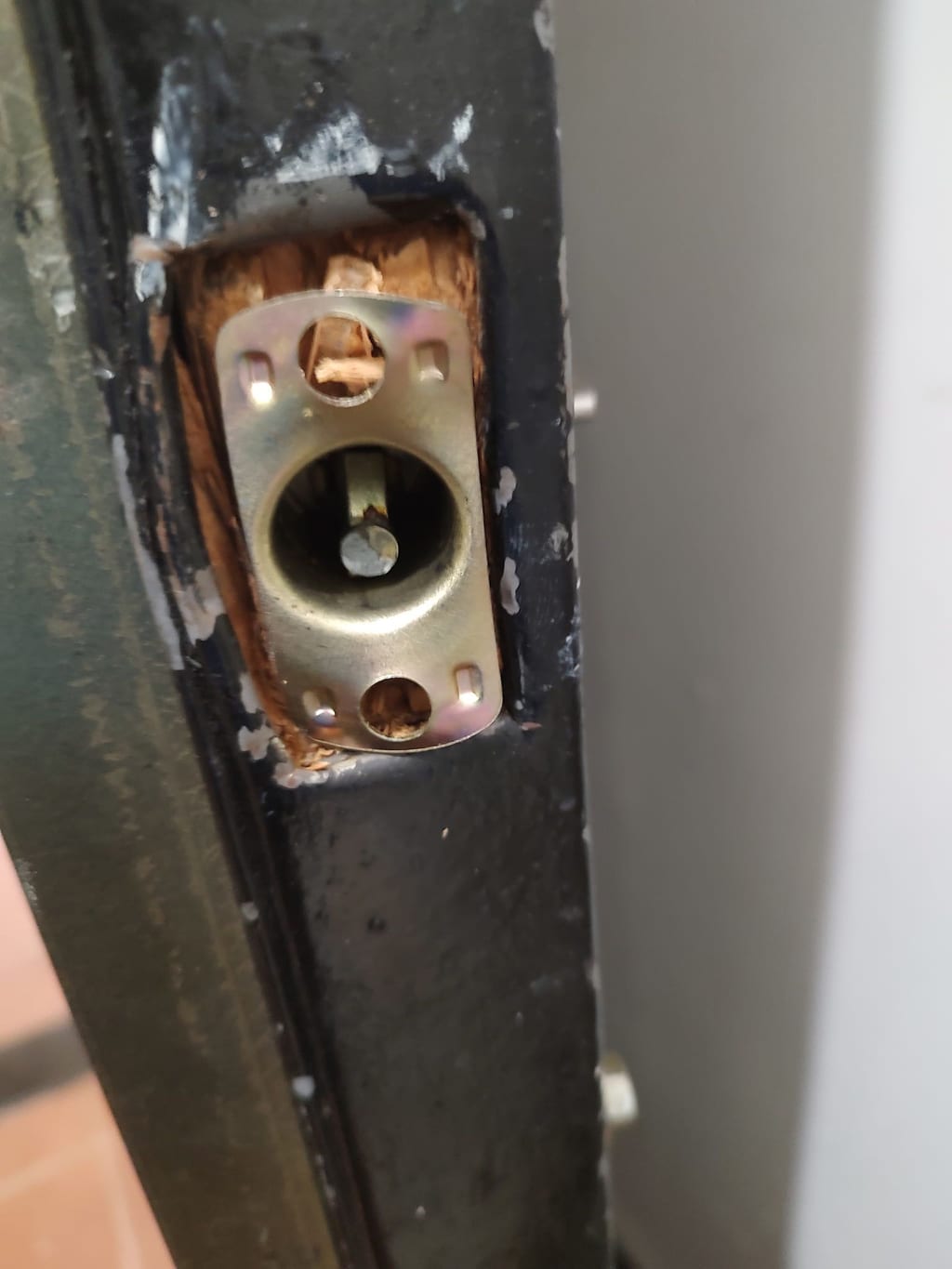 Deadbolt Supply & Install in Crown Heights, Brooklyn by Sunny Locksmith (photo 2)