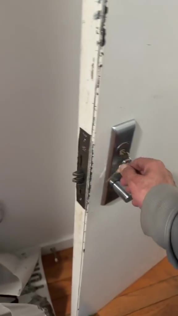 Full Mortise Lockset Replacement in Mill Basin, Brooklyn — video by Sunny Locksmith