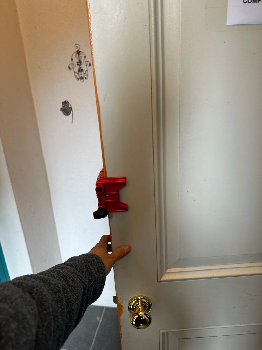Smart Keypad Deadbolt Install in New York, NY by Sunny Locksmith (photo 7)