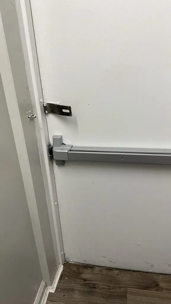 Commercial lock installation in New York by Sunny Locksmith